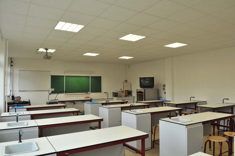 Salle de TP de chimie 